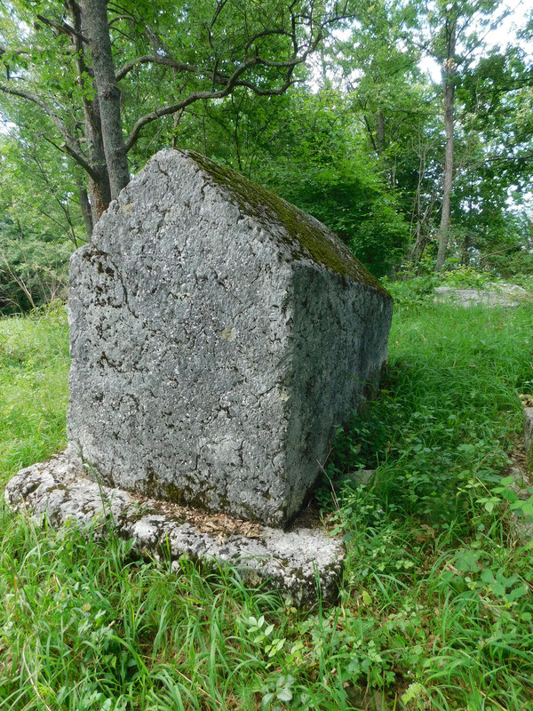 Nekropola stećaka, Ljeskovik