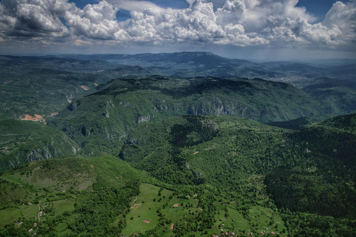 Klisuraste doline Paljanske i Mokranjske Miljacke u zoni sastavaka